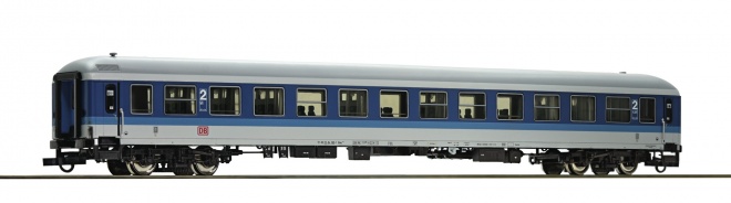 Passenger car 2nd class in IR livery<br /><a href='images/pictures/Roco/Roco-74302.jpg' target='_blank'>Full size image</a>